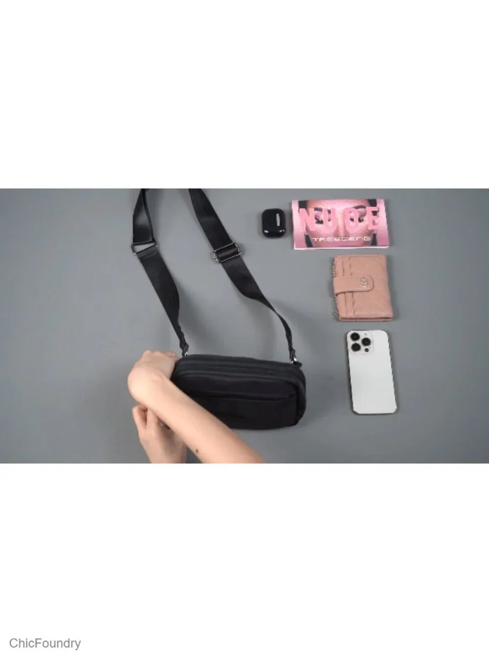 Small Nylon Crossbody Bag with Adjustable Strap for Travel